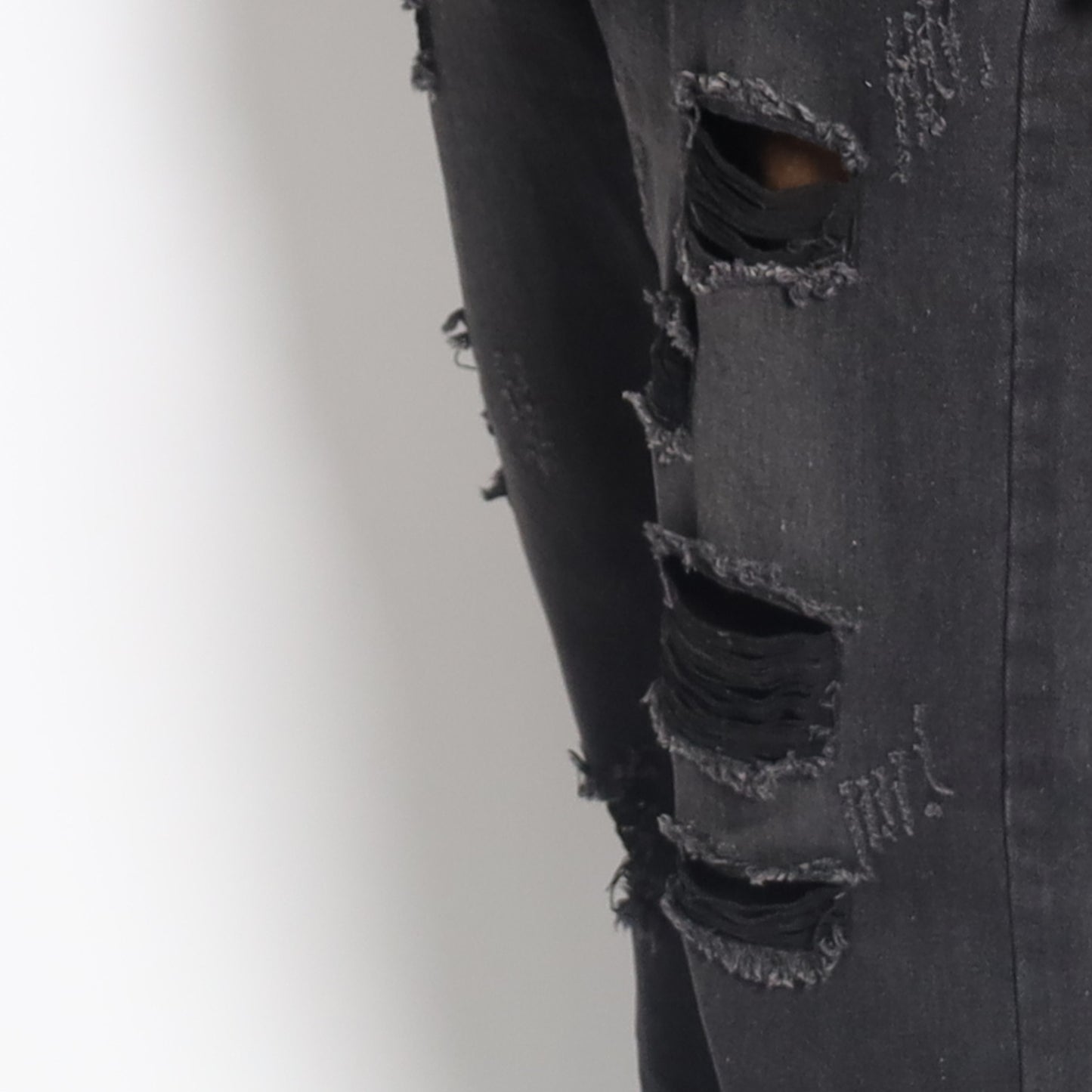 UPSET #02 straight ripped jeans