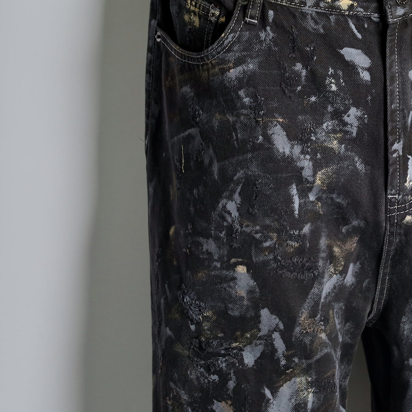 RAVE #02 baggy dirty effect back ripped destroyed jeans
