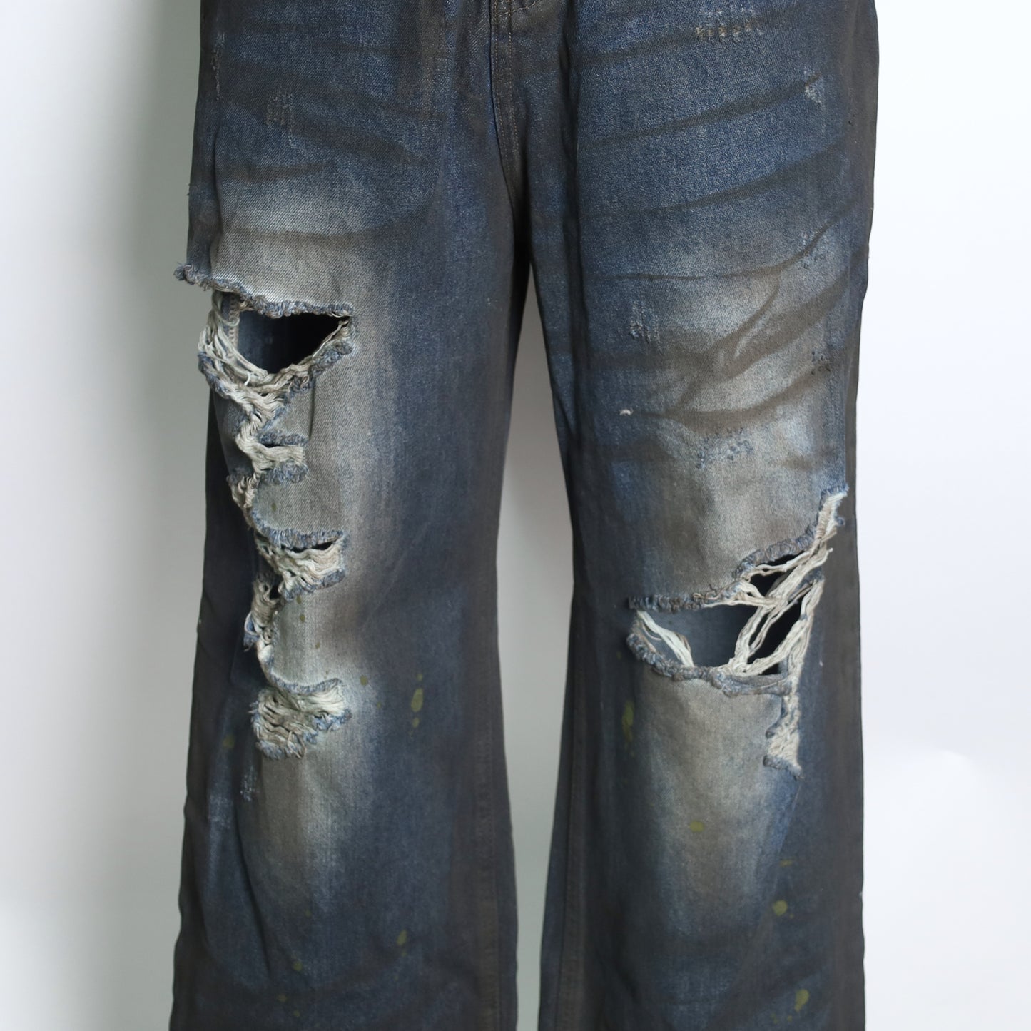 RAVE #07 straight dirty effect destroyed jeans