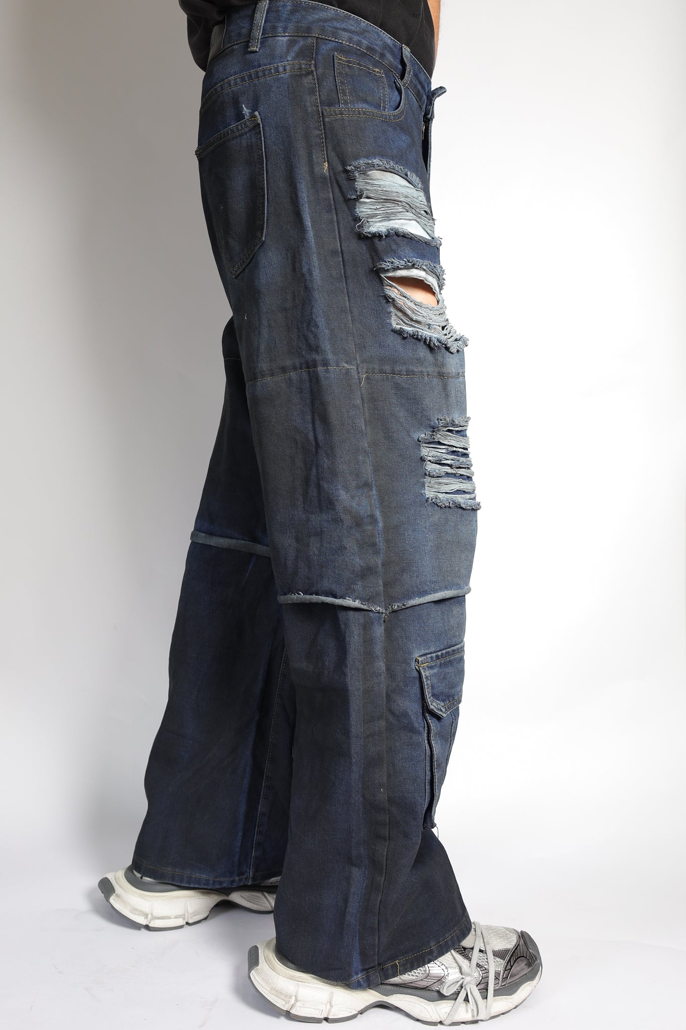 RAVE #13 dirty effect distressed cargo jeans